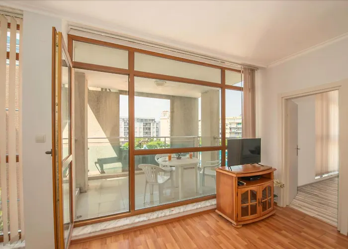 阳光城市艾公寓酒店 * 阳光海滩